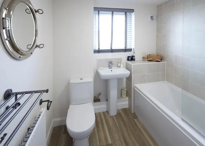 Host & - The Cinder Track Hideaway *